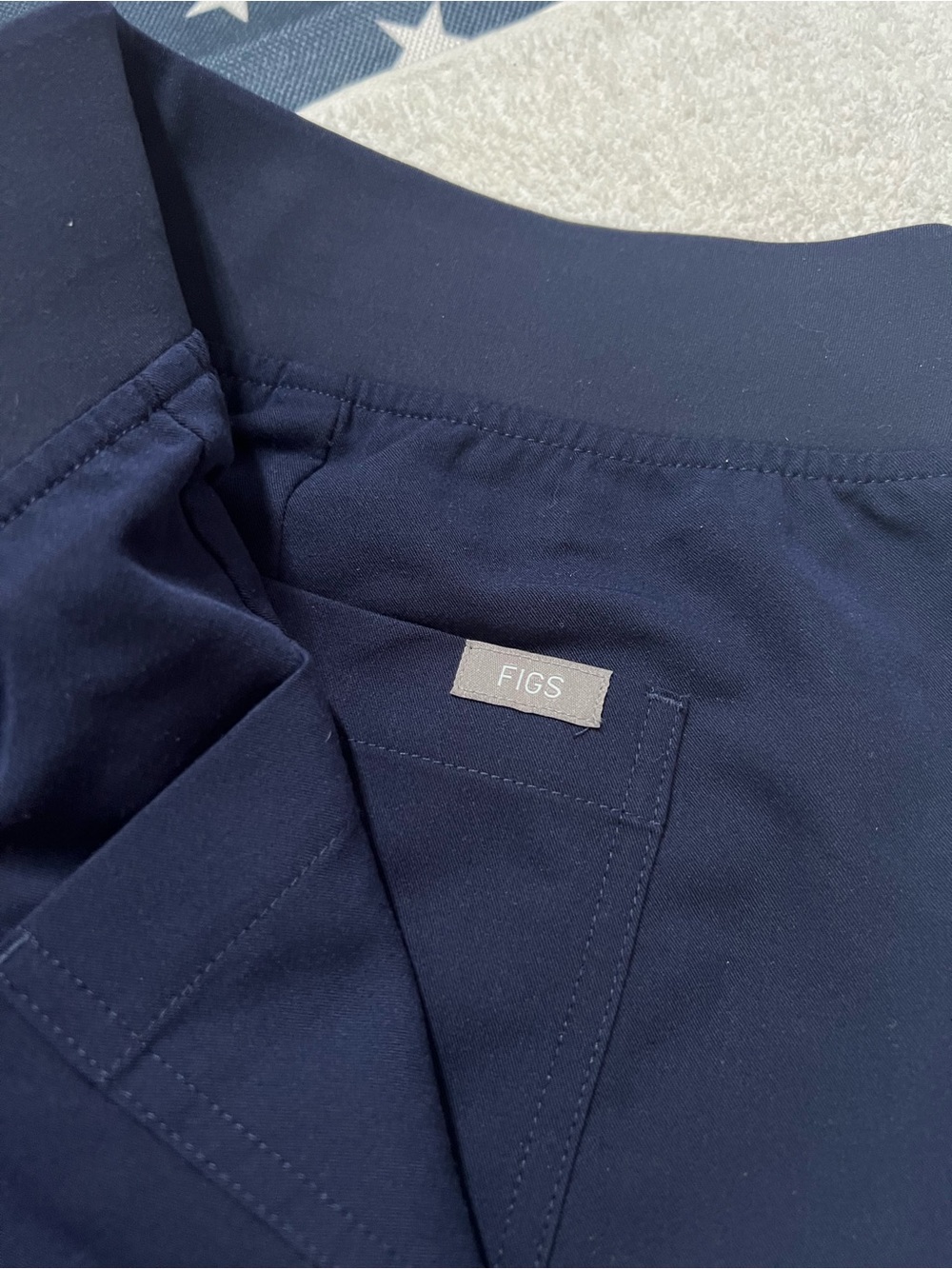 FIGS Livingston Scrub Pants Women’s Large Navy Technical Collection 1000210R